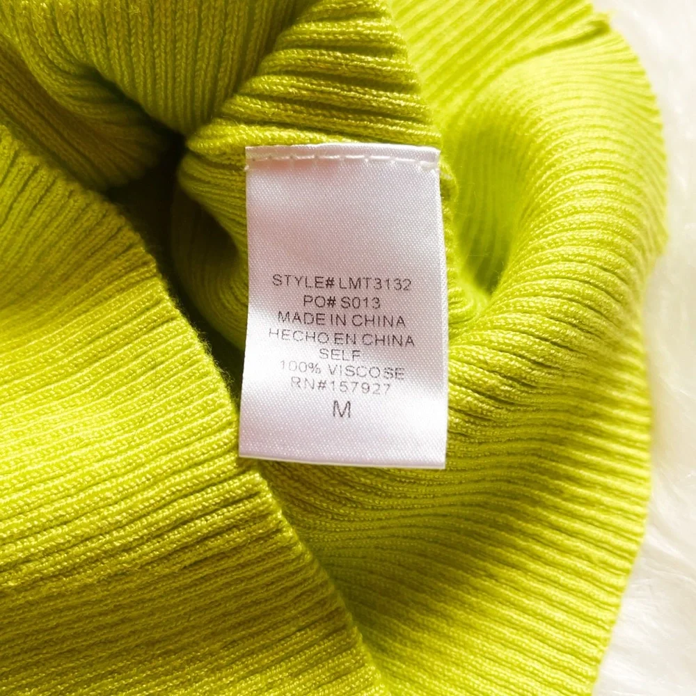 Lime Green V-neck Sweater NWT - Picture 9 of 9